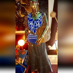 GORGEOUS Woman's Outfit. Skirt, Top, Belt, Plus Purse! All for Only $75! 🤩💖🥰